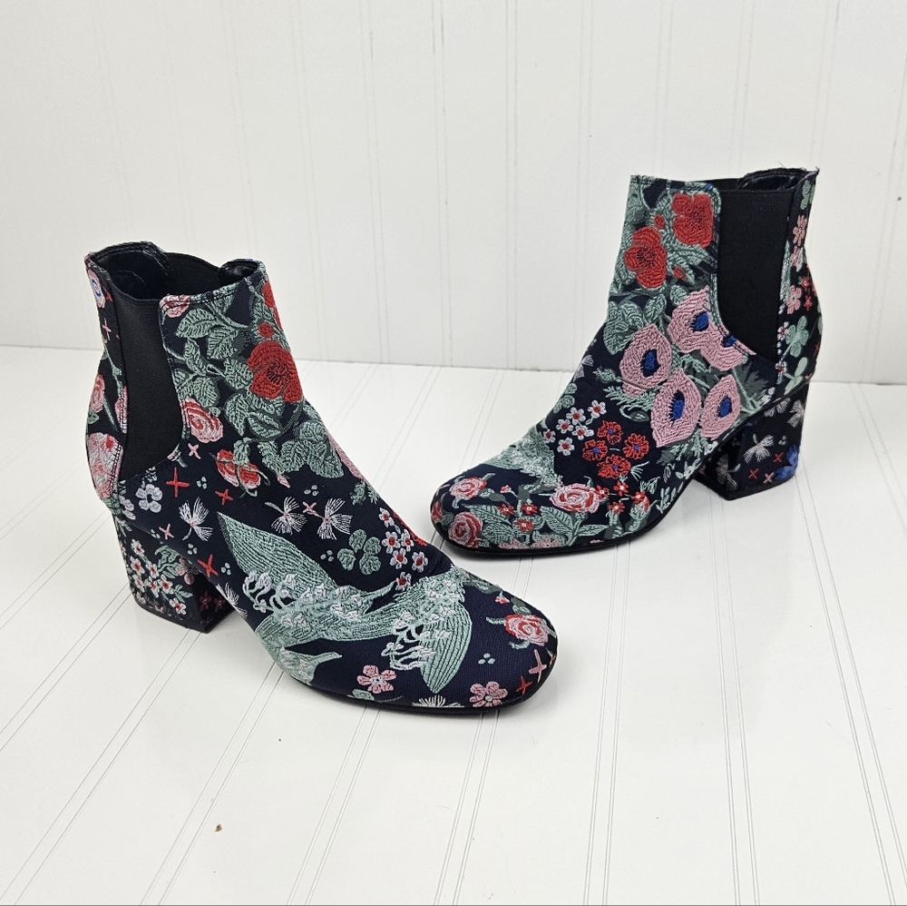Indigo Rd. Veraly Embroidered Heeled Boots